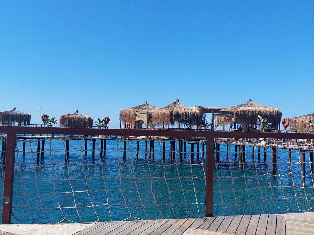 Blue Marlin Deluxe Spa & Resort主图
