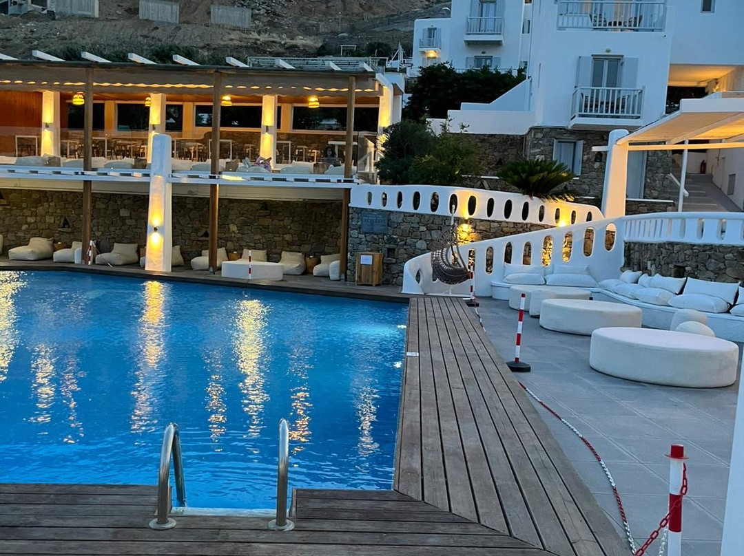 Penelope Village主图