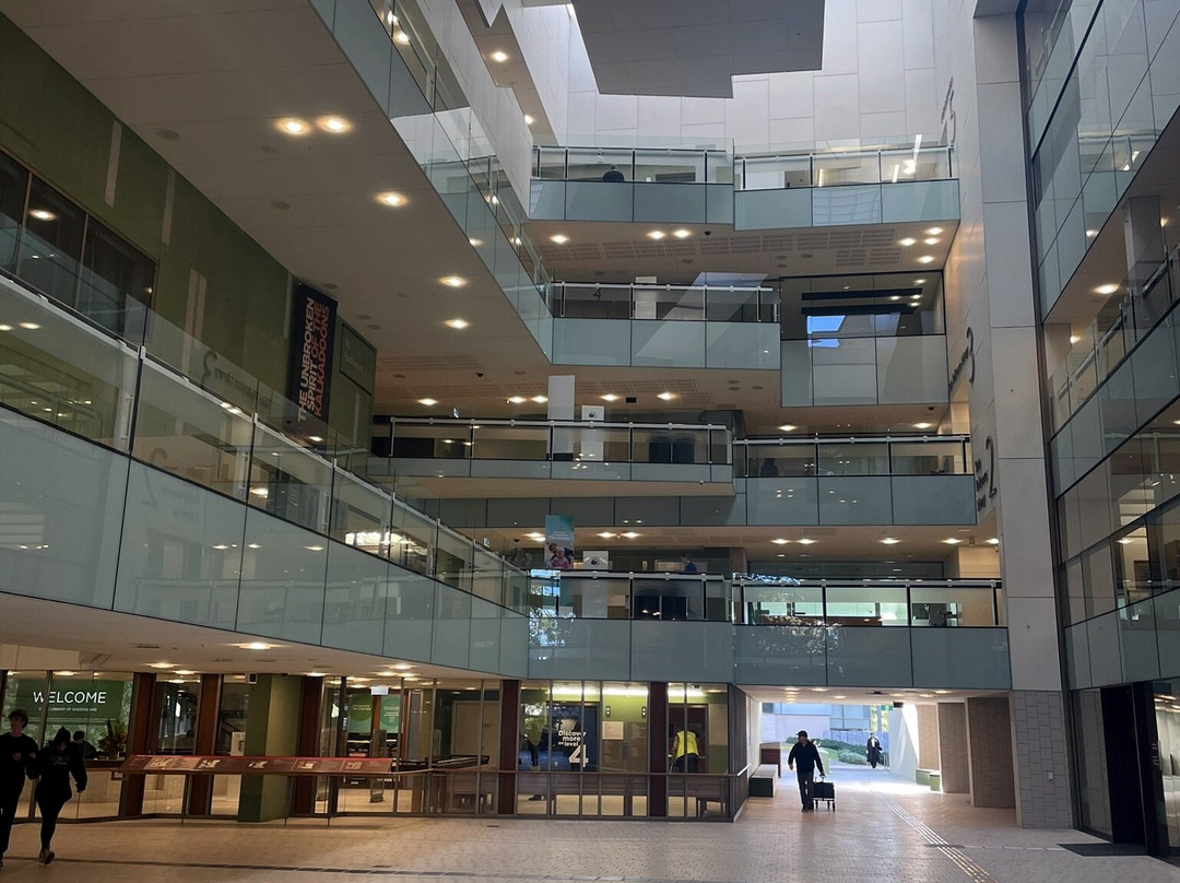 昆士兰州立图书馆-布里斯班必去景点