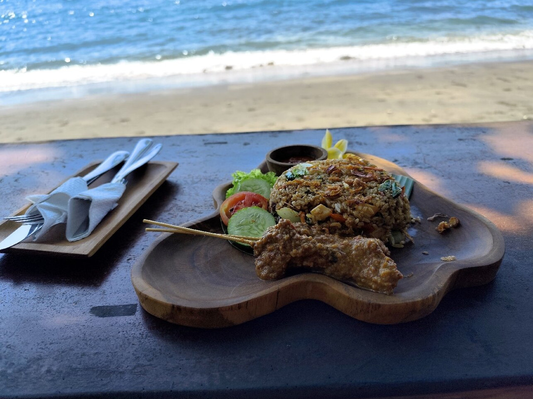 Dimpil Beachbar & Resto