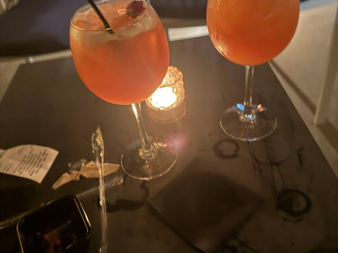 La Bussola Bar Koukounaries-Koukounaries必去景点