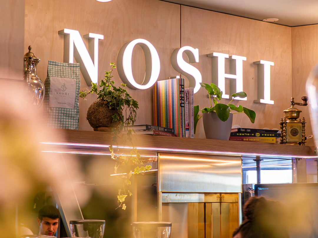 Noshi Vila - Coffee & Healthy Food