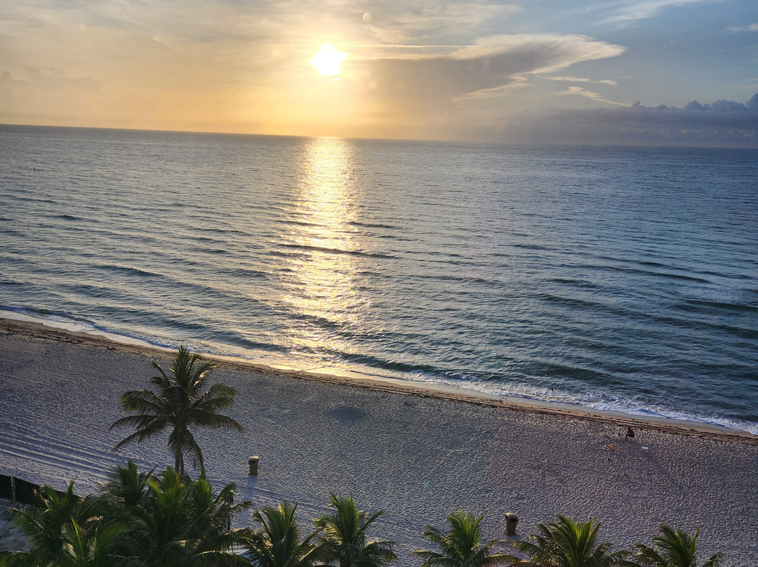 Marenas Beach Resort主图