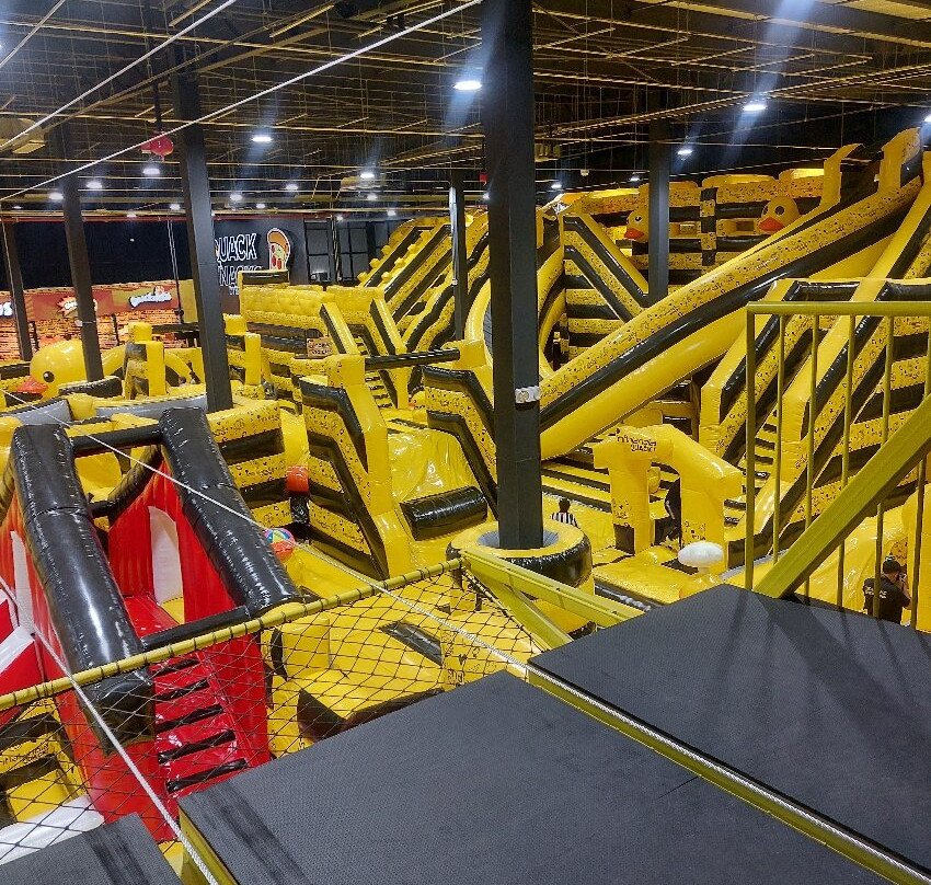 Inflalandia Quack Galerías Metepec-Metepec必去景点