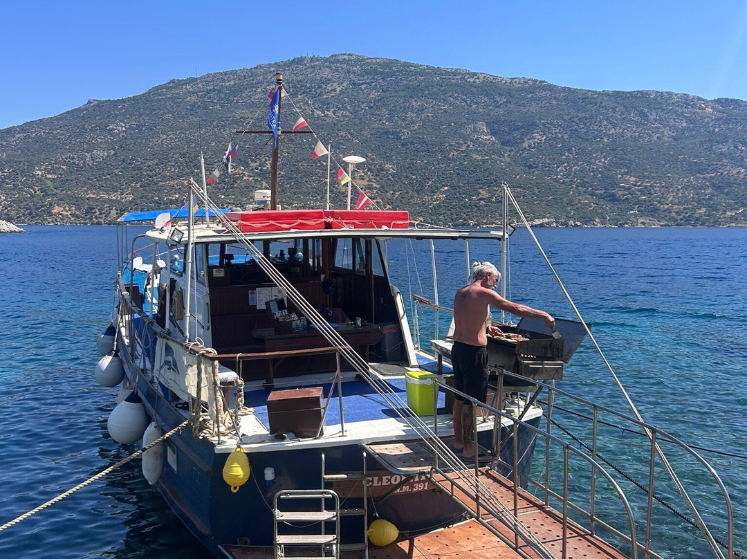 Cleopatra Yachts-Marathokampos必去景点