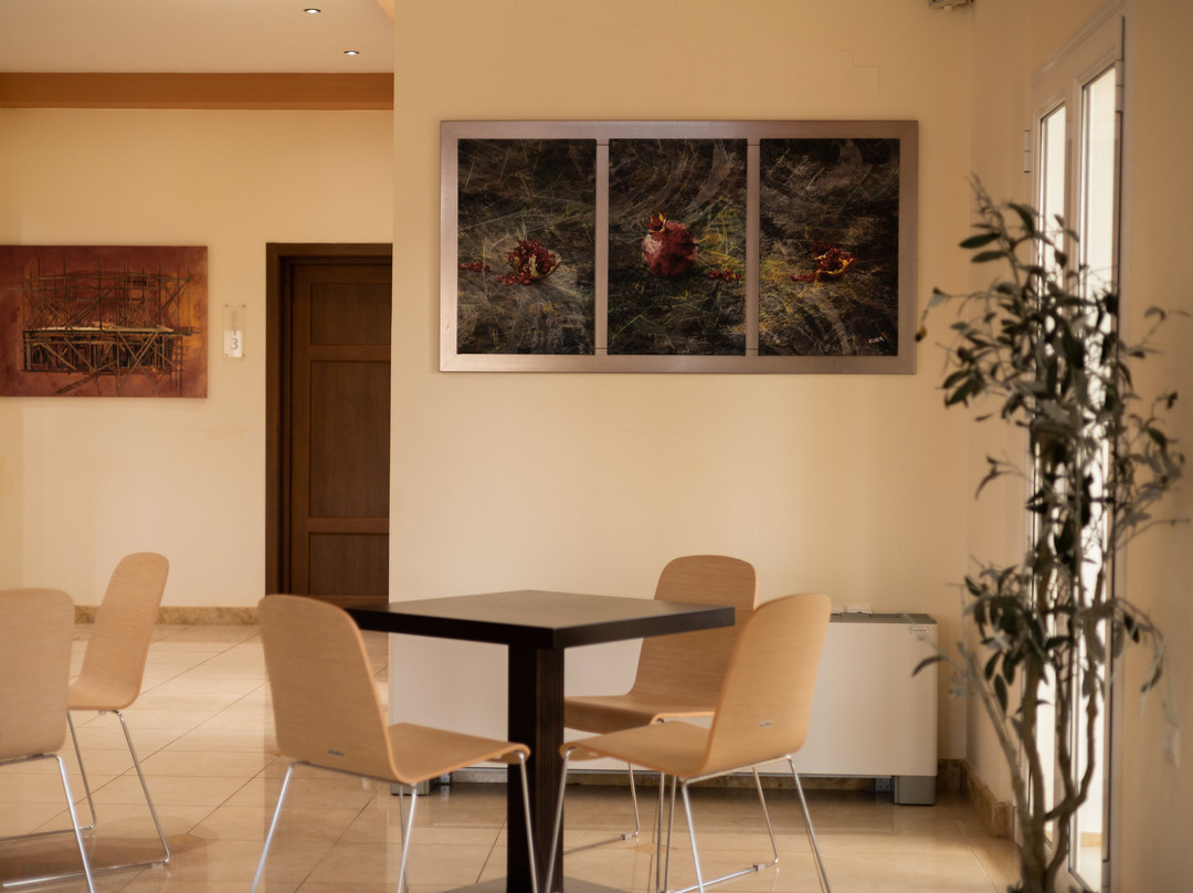 Chrisovalanto Hotel主图