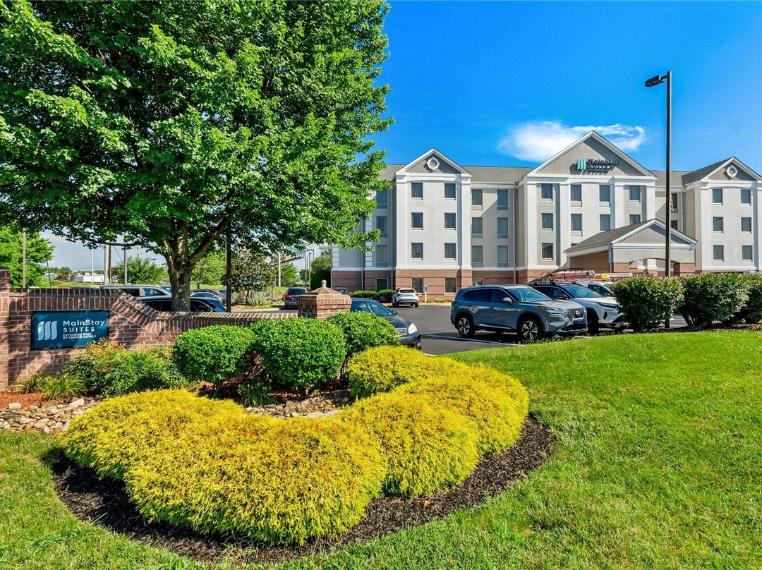 MainStay Suites Airport