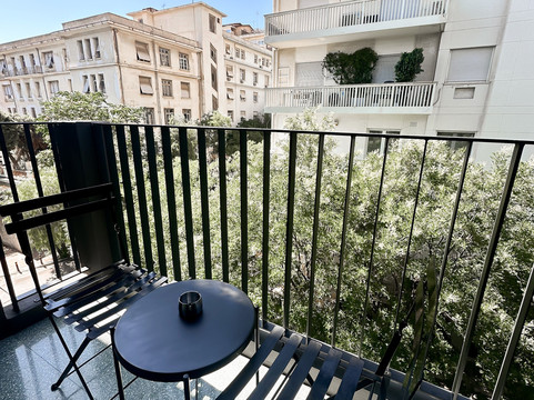 The Modernist Athens主图