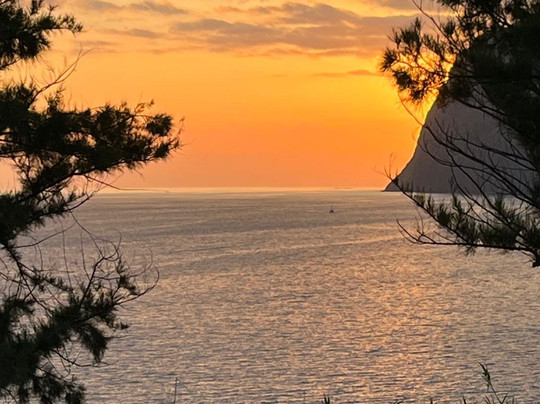 Charlotte's Place-沙尔必去景点