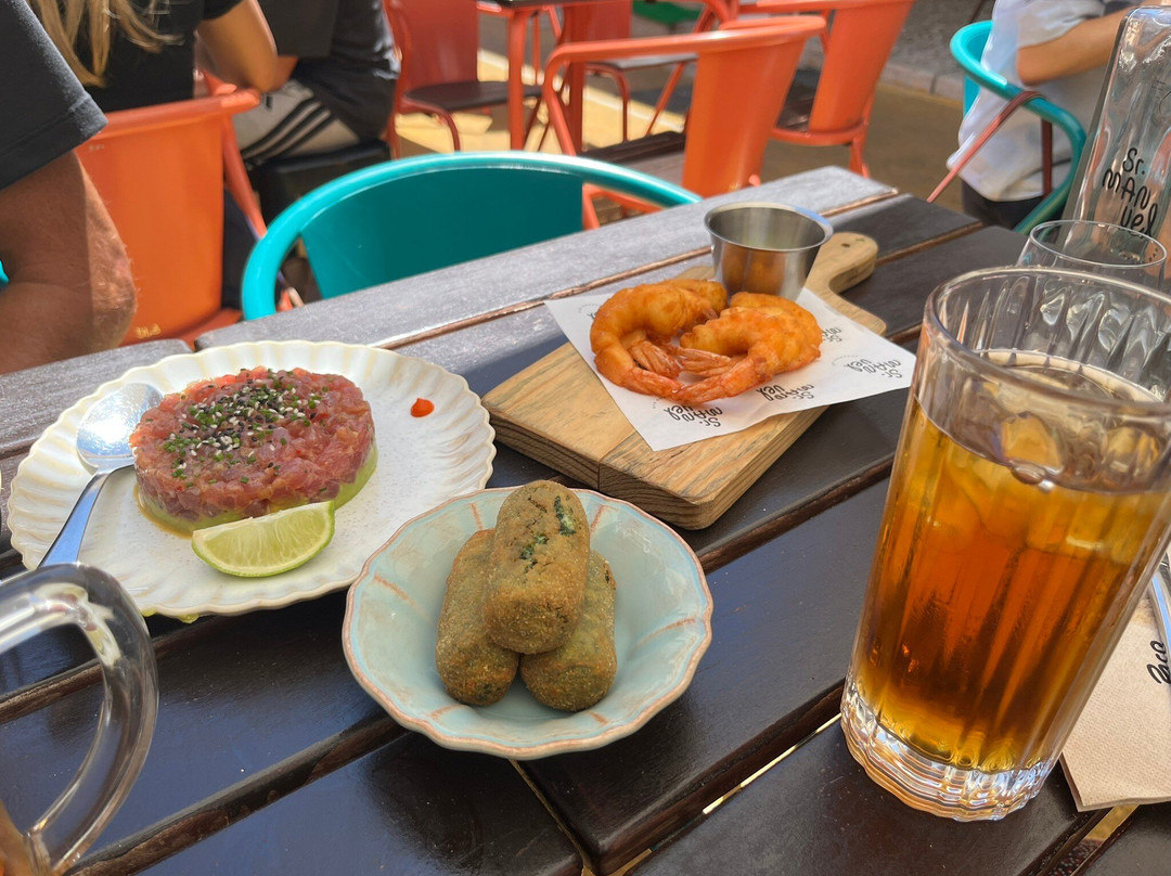Sr. Manuel Seafood Bar