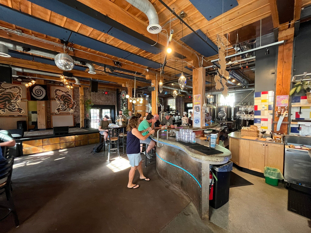 Foam Brewers-伯灵顿必去景点