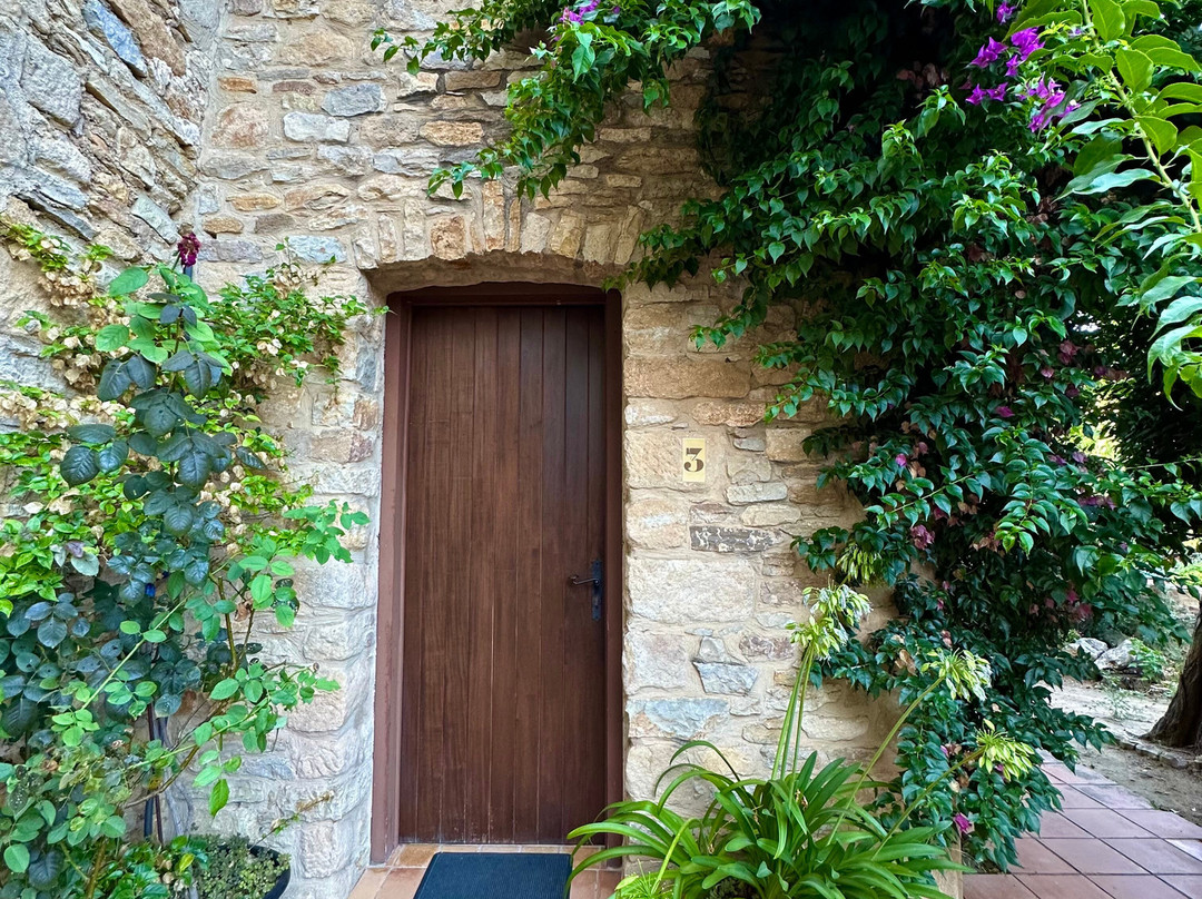 La Riera Hostel and Resturant主图