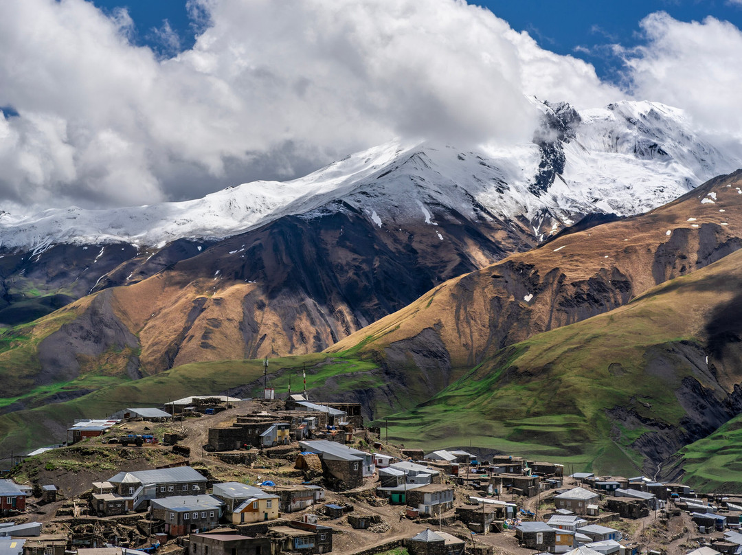 Khinaliq