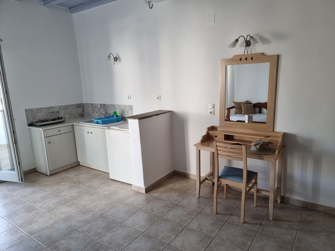 Porto Raphael Residences & Suites主图