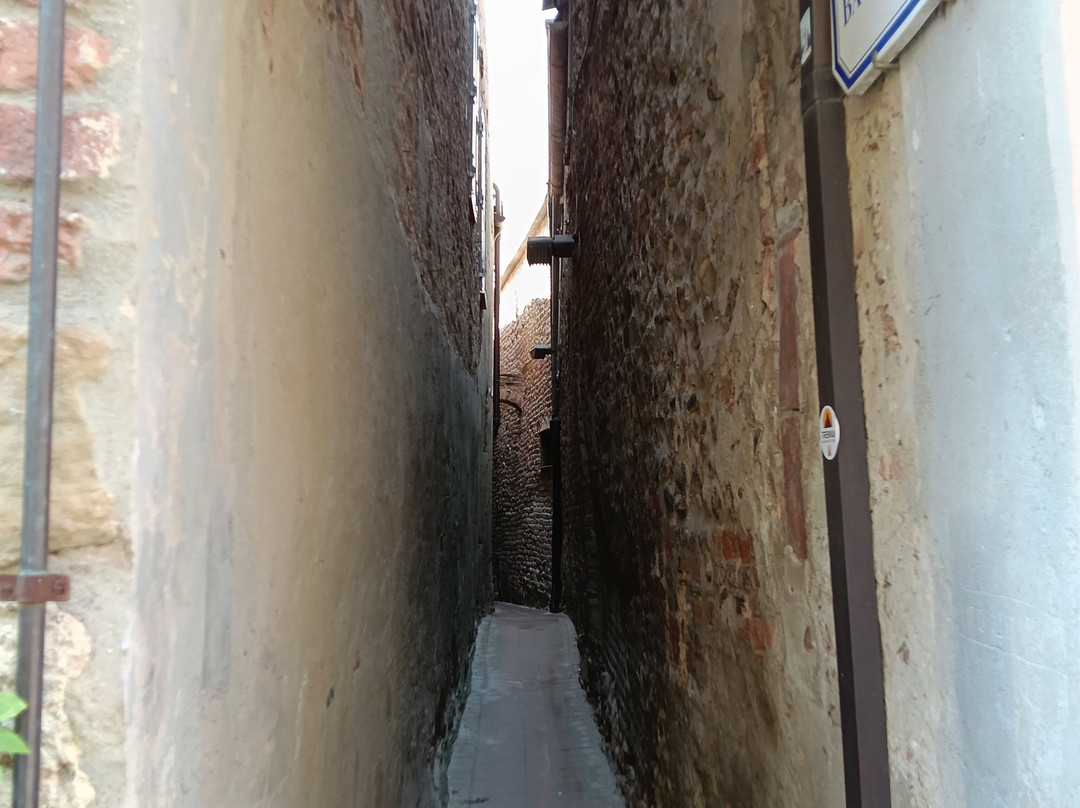 Vicolo Baciadonne-Citta della Pieve必去景点