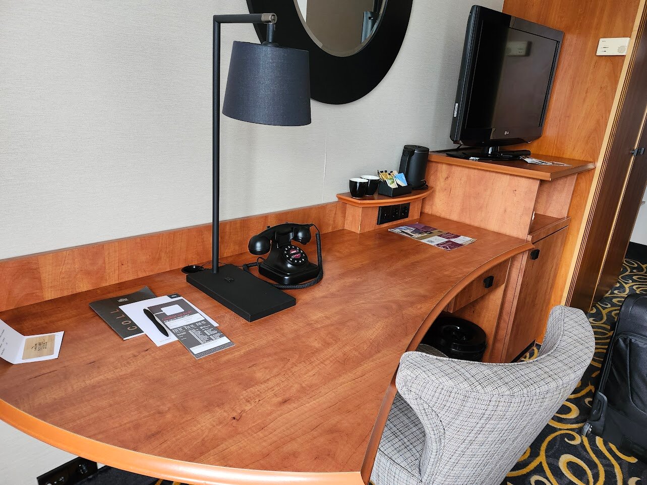 卡尔顿广场酒店-客卧