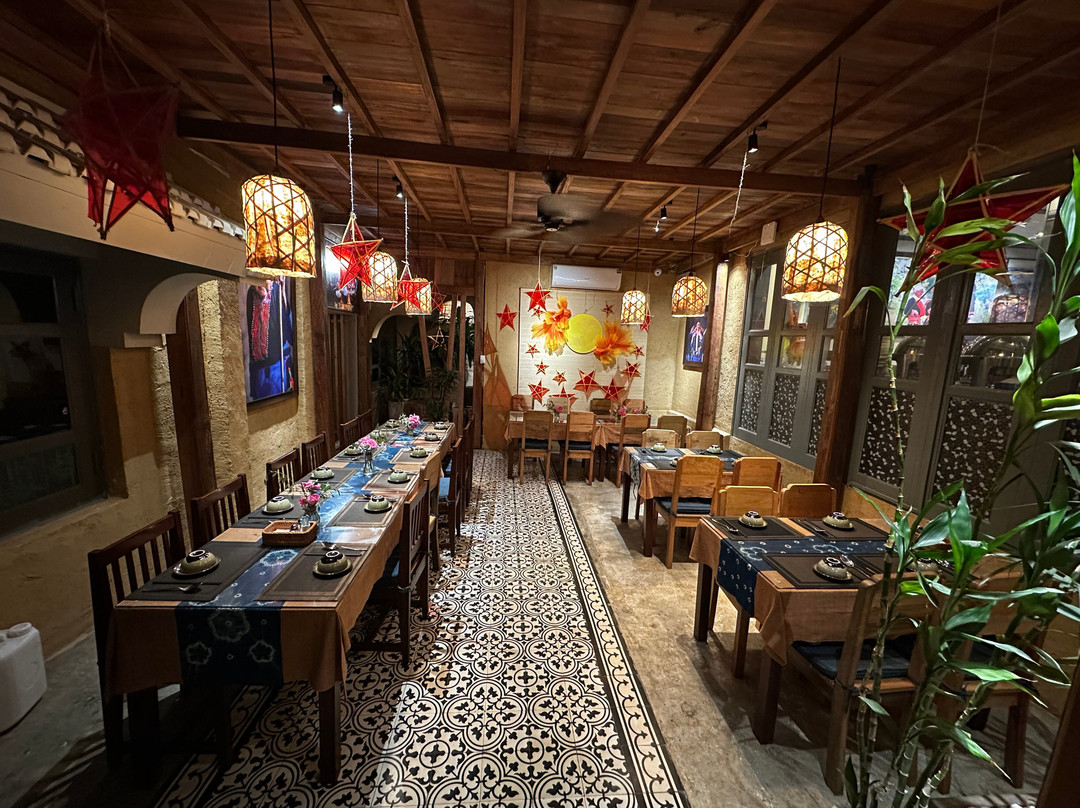 Hanoi Dzao Restaurant