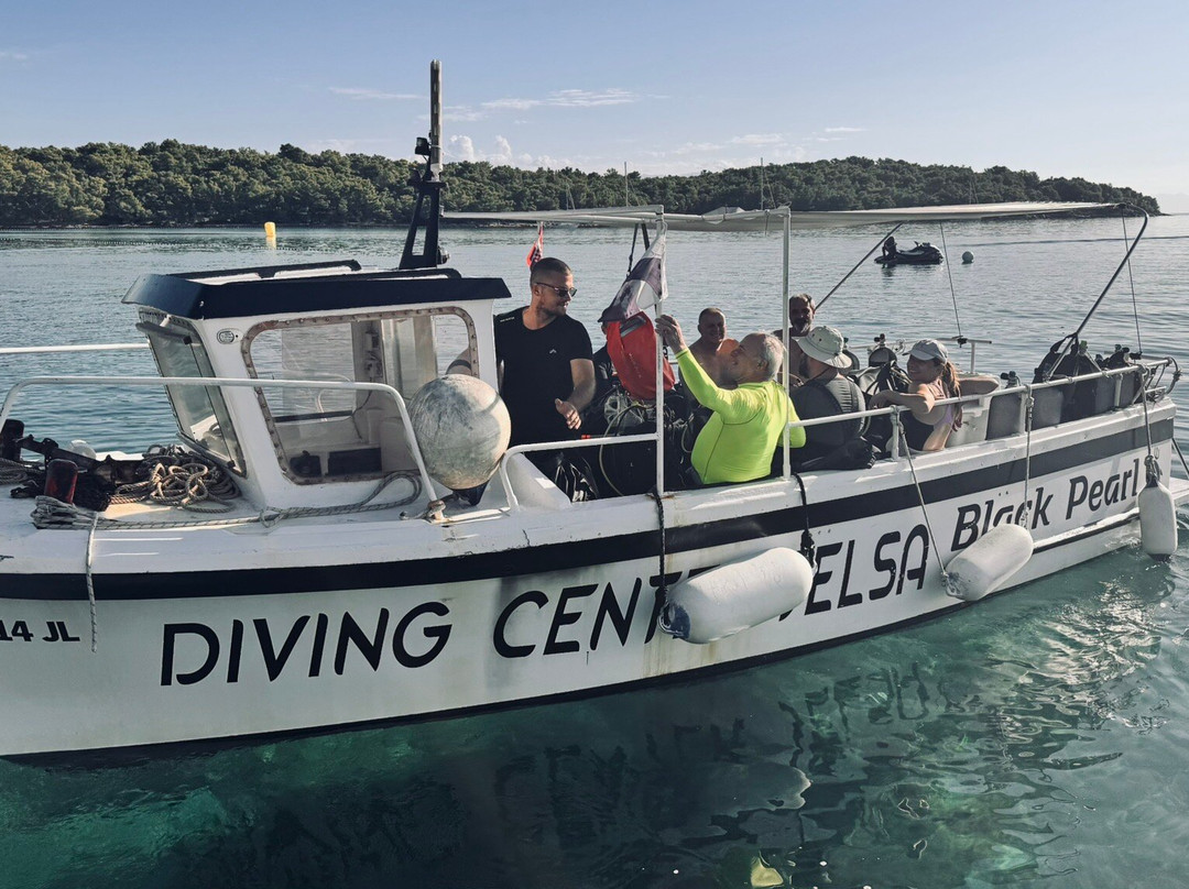 Black Pearl Diving Center Jelsa-Vrboska必去景点