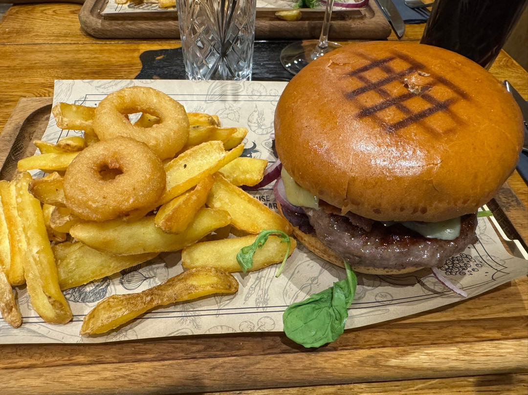 Jerry's Steakhouse, Cafe and Wine Bar