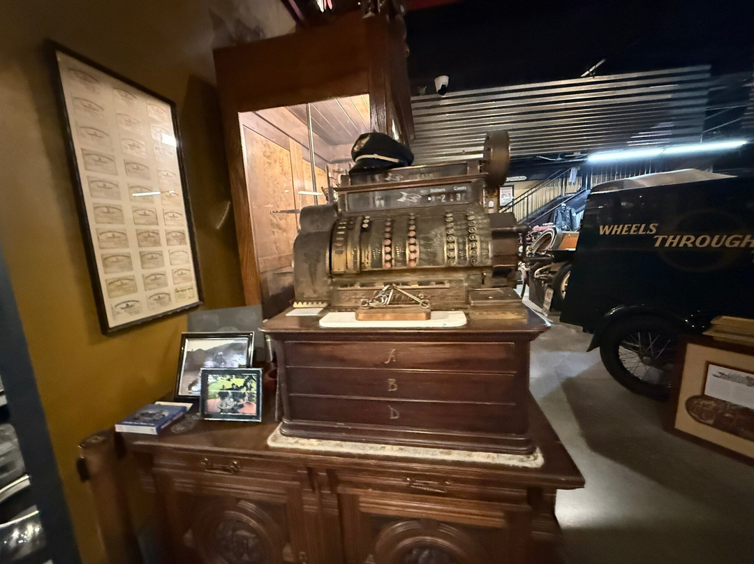 Wheels Through Time Transportation Museum-Maggie Valley必去景点