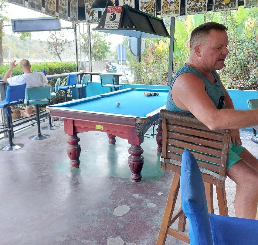 奈函海滩度假酒店主图