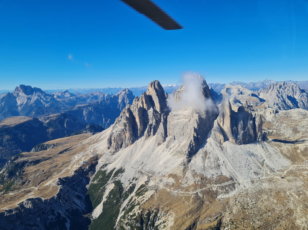 Elikos-Laion必去景点