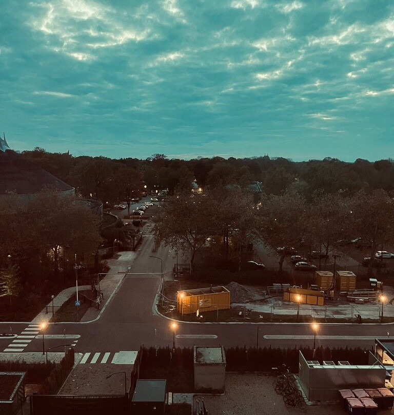 艾夫特灵酒店主图