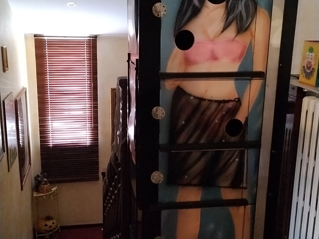 B&B MagicHouse主图