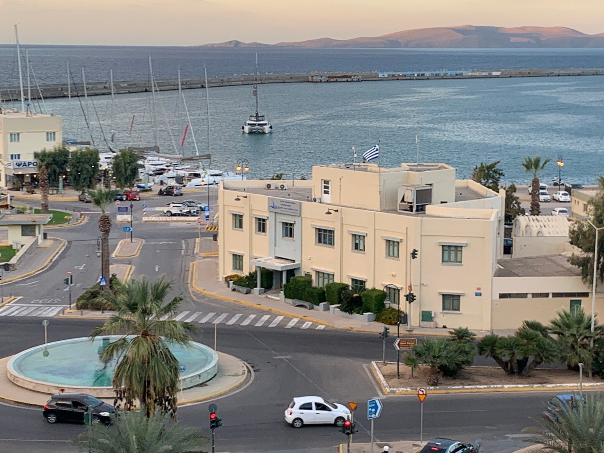 马林梦幻酒店-官方