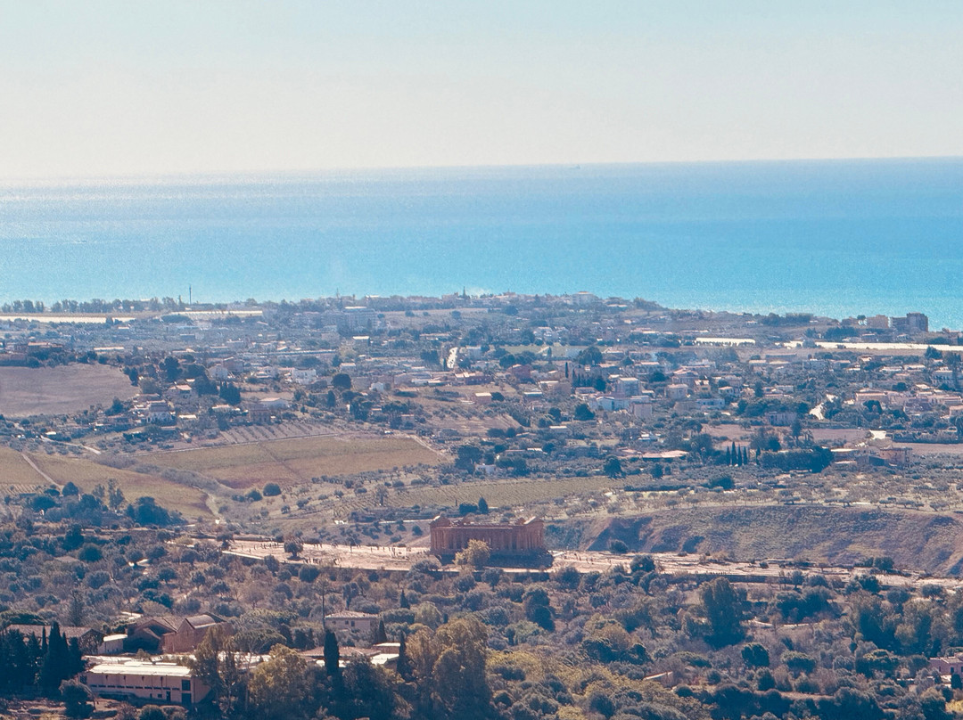 阿格里简托米拉瓦勒住宿加早餐旅馆主图