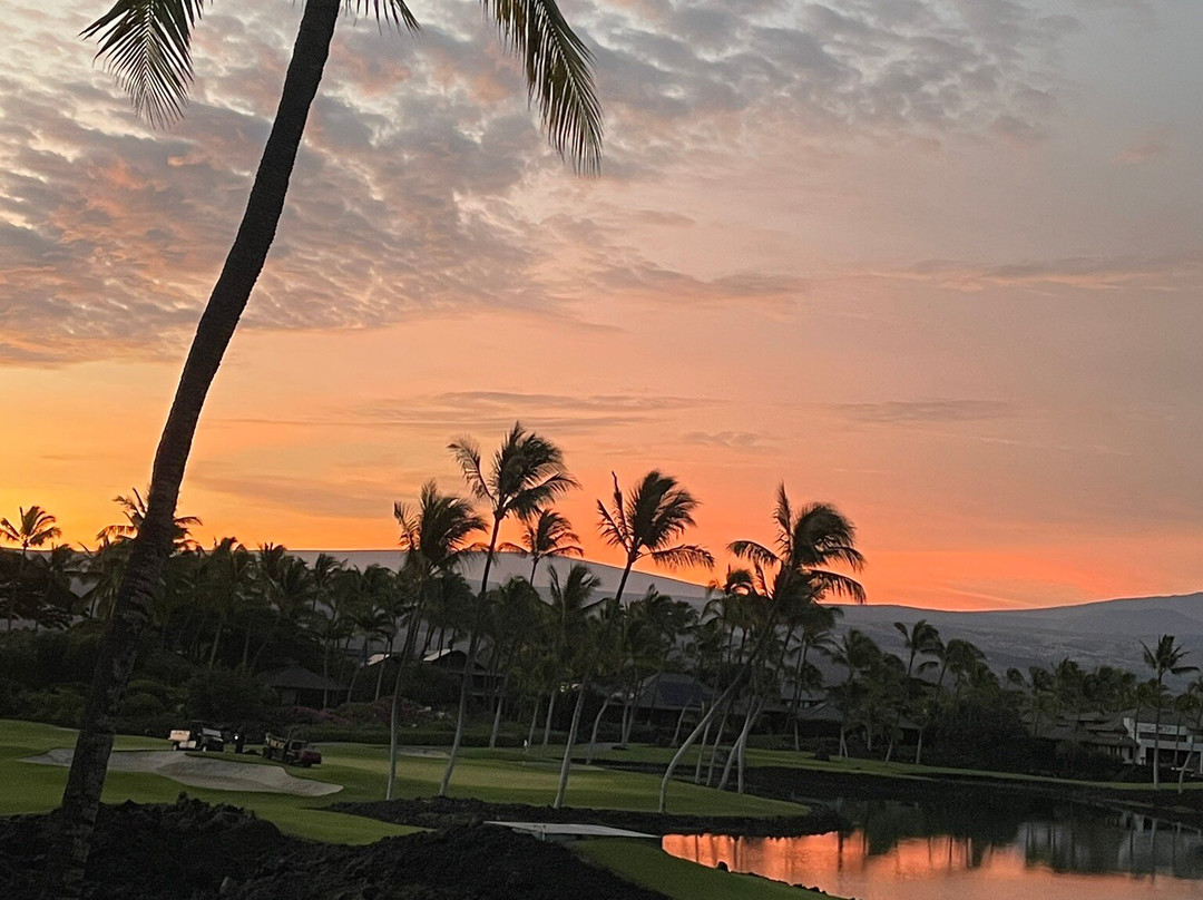 Liquid Hawaii-普阿克必去景点