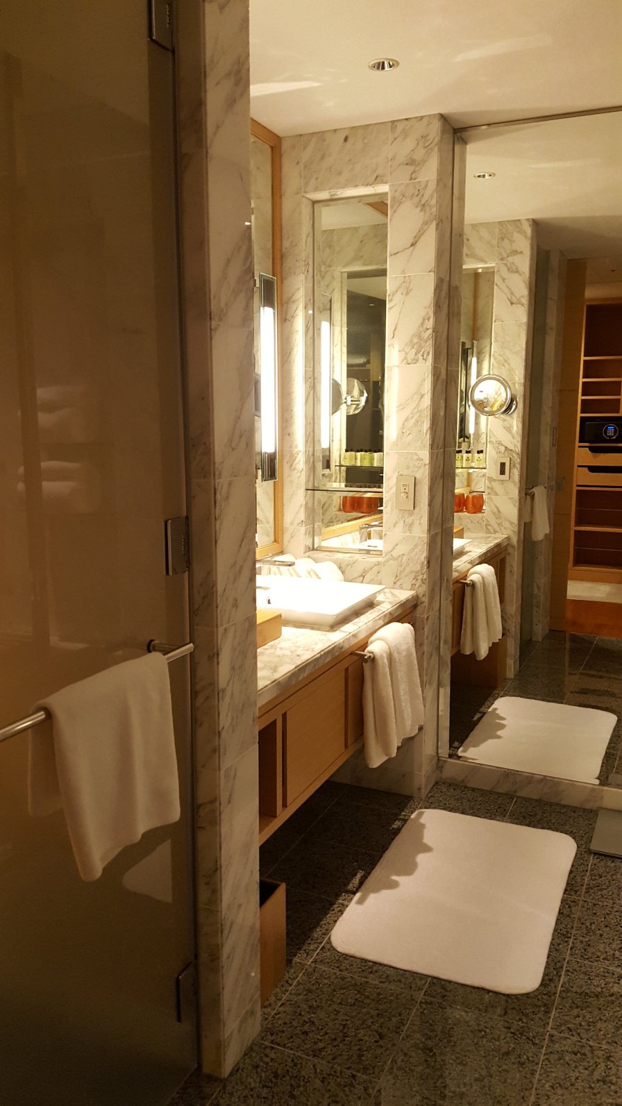 大阪洲际酒店-浴室