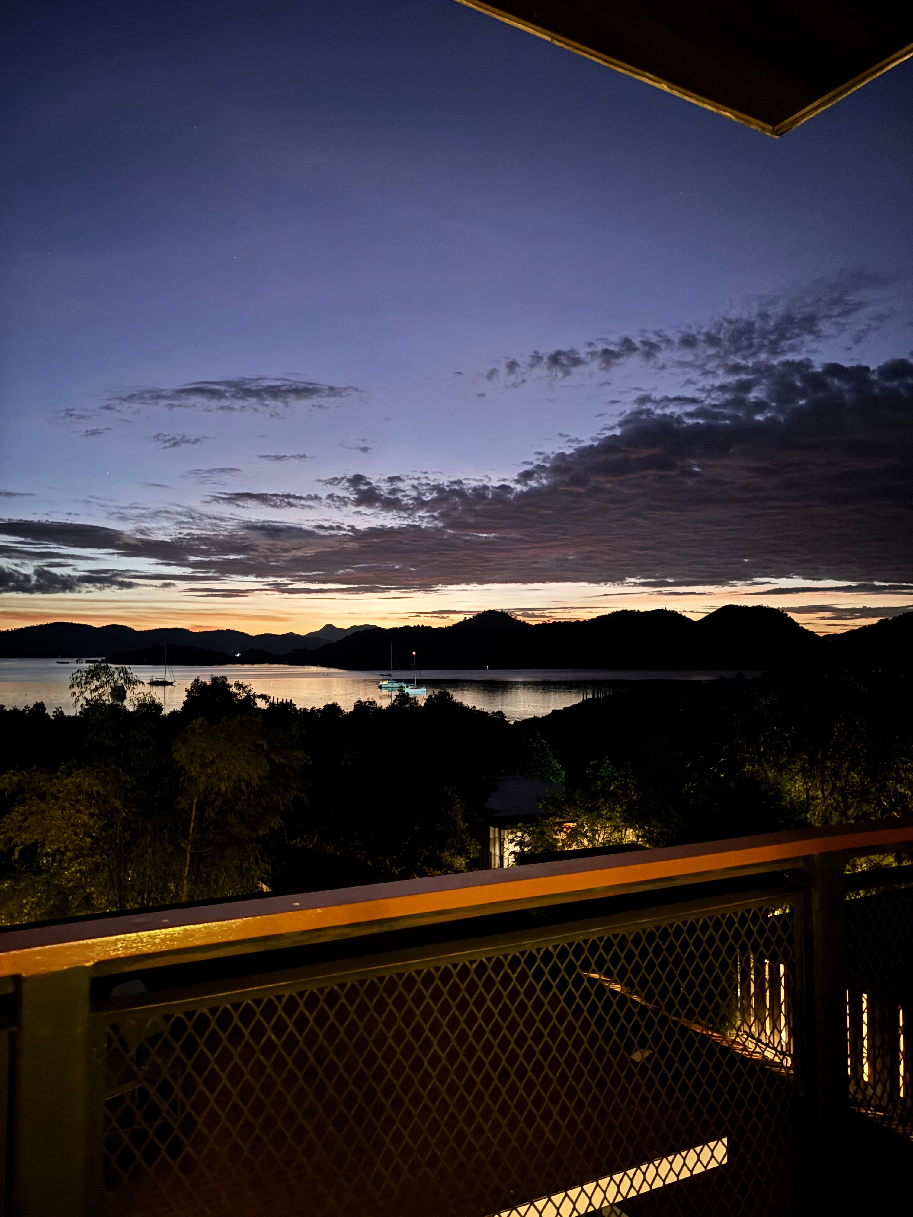 弗尼里昂旅馆-官方