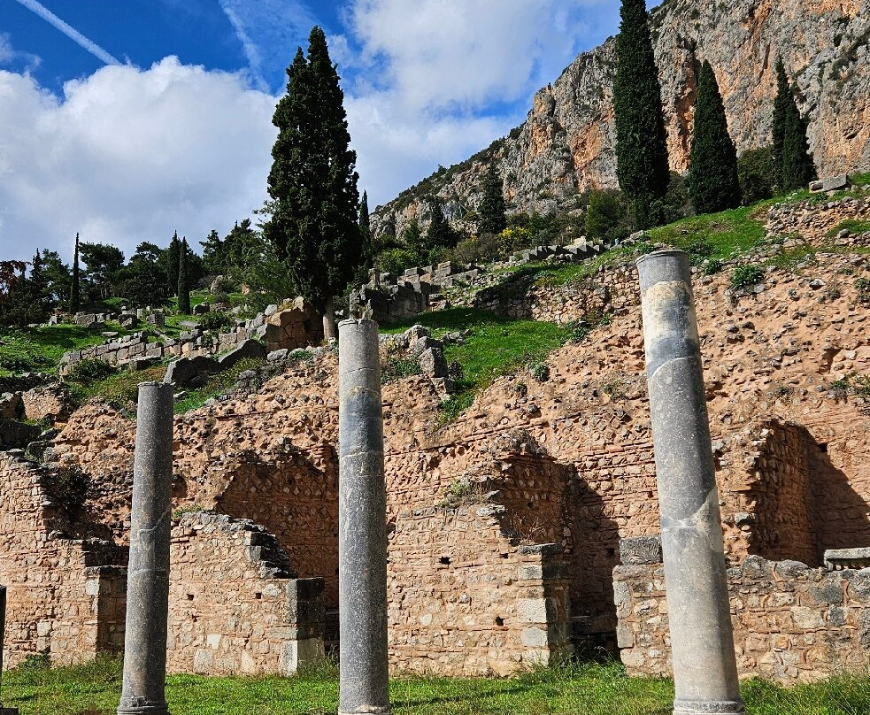 Temple of Apollo-德尔斐必去景点