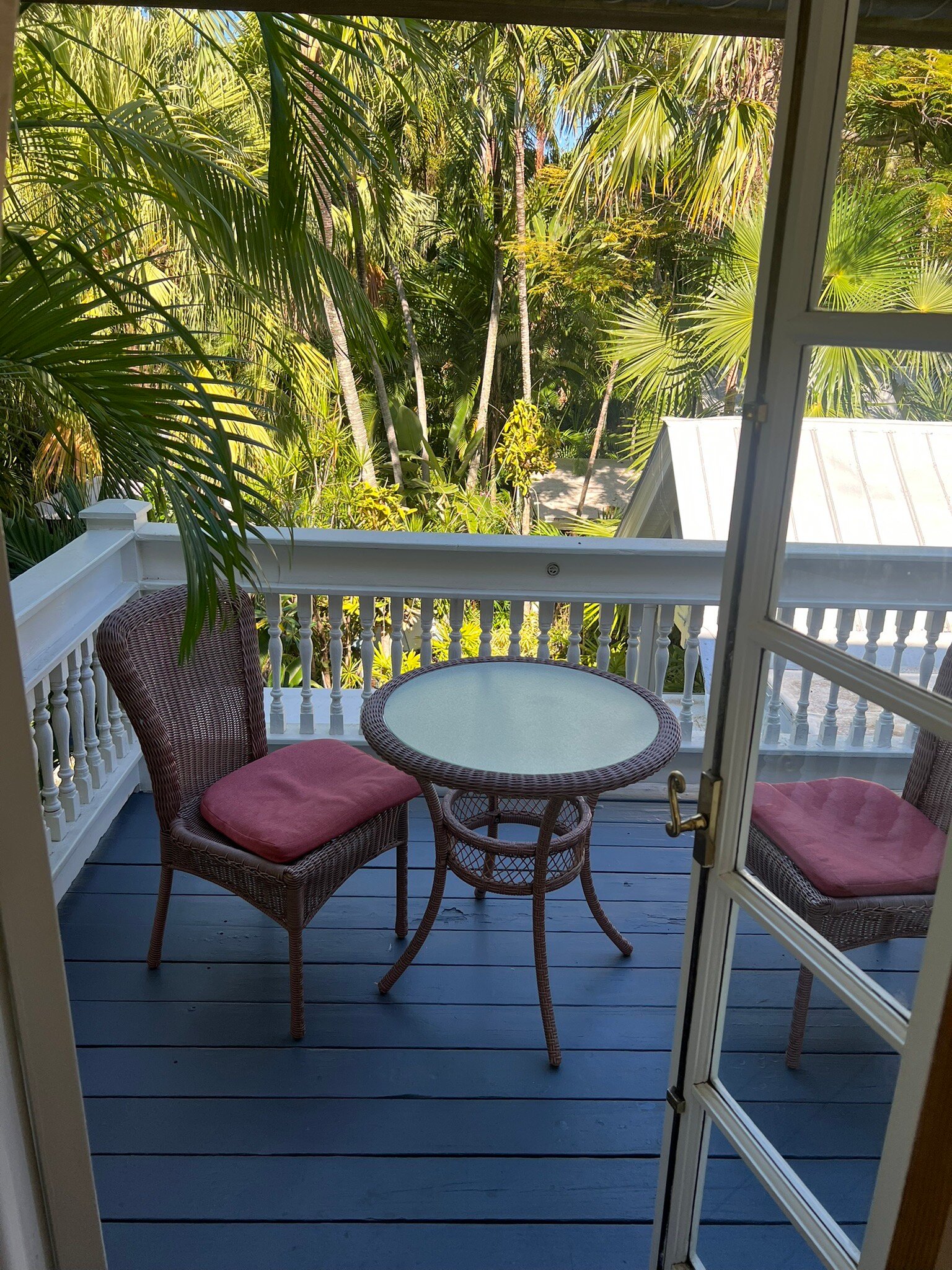 The Mermaid & The Alligator-官方