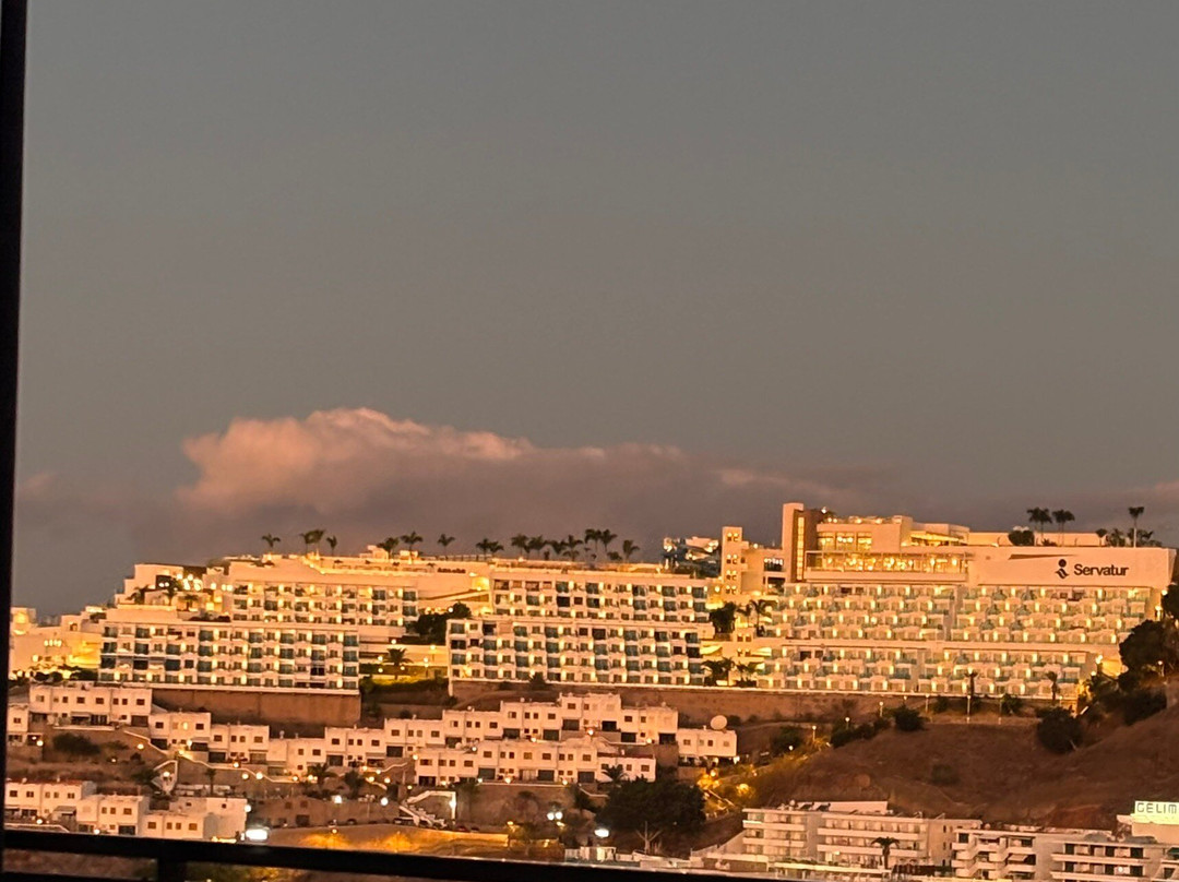 Miriam Apartments主图