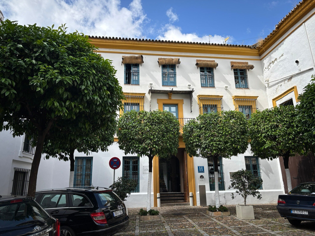 帕托斯宫旅舍主图