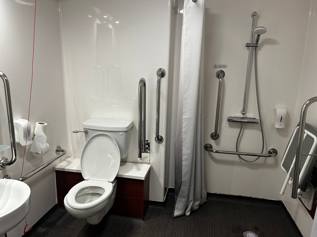 加的夫中央皇后街旅屋酒店主图