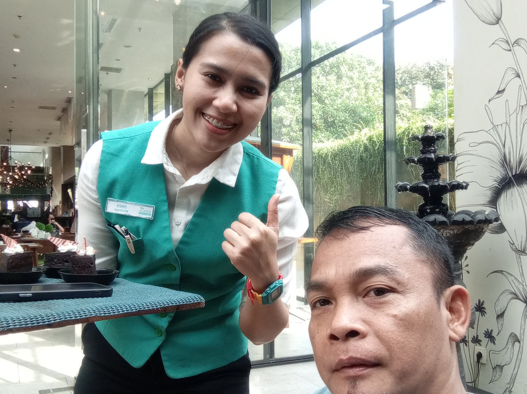 AYOLA LIPPO CIKARANG HOTEL主图