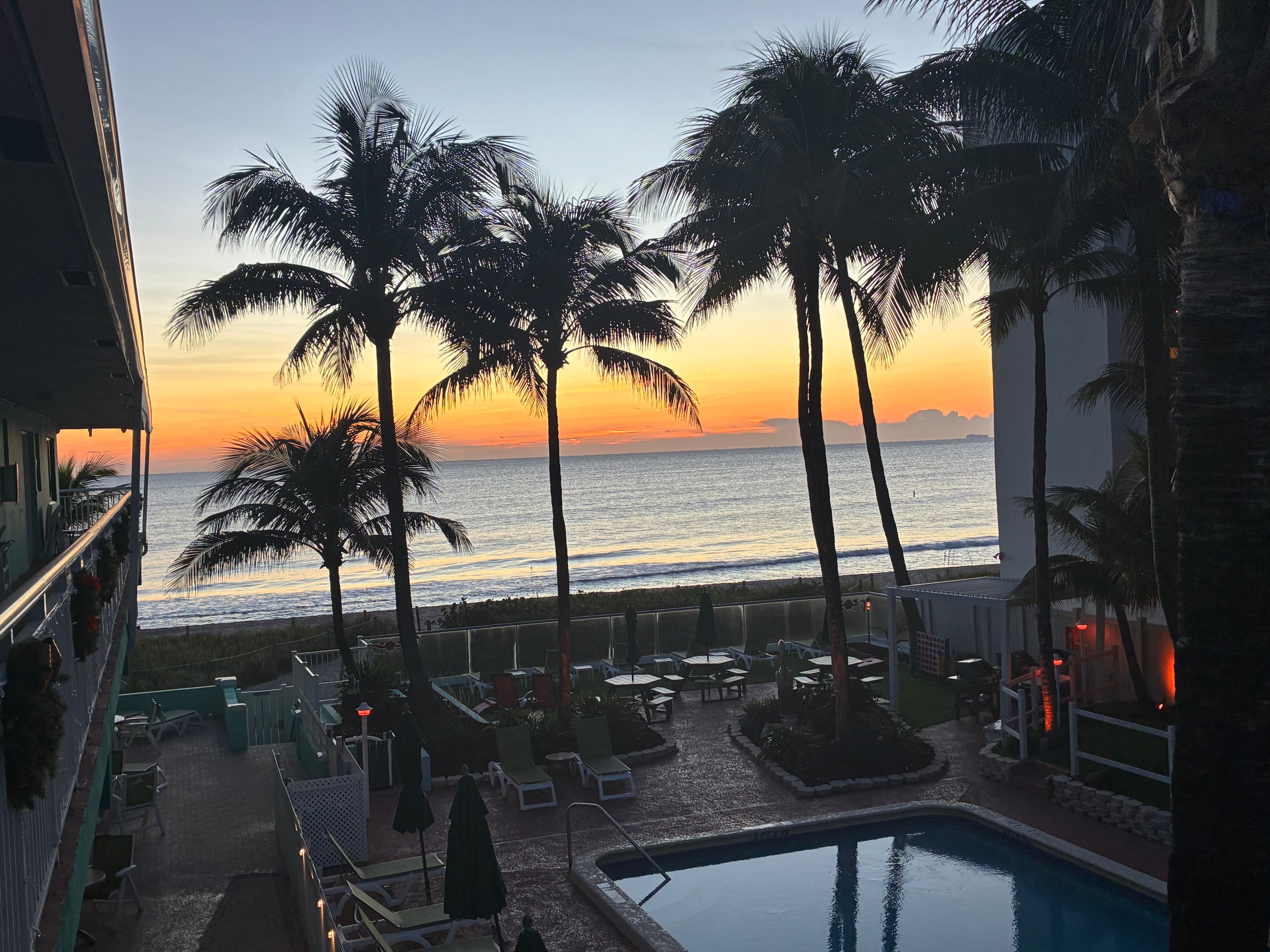 Windjammer Resort-官方