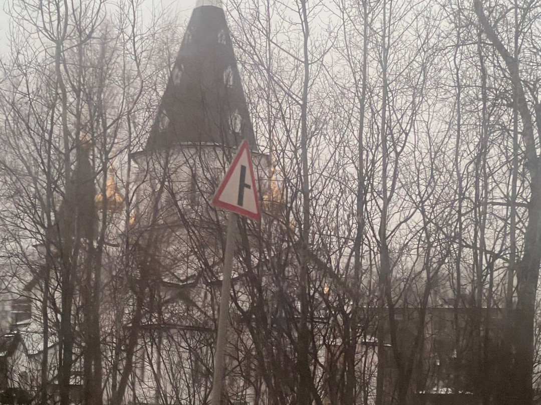 Temple of Xenia of St. Petersburg-Medvezhyi Ozera必去景点