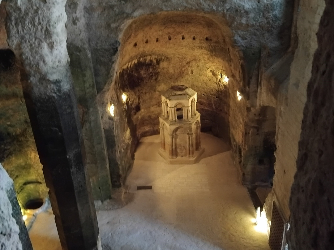Monolithic Church of Saint-Jean of Aubeterre-Aubeterre-sur-Dronne必去景点