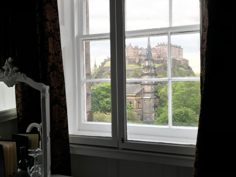 拉特兰酒店主图