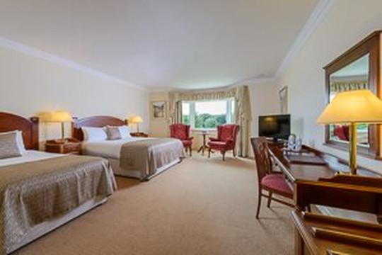 Loch Lein Country House主图