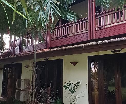 陆地洛格斯洛奇酒店主图