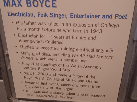 Big Pit National Coal Museum-卡莱纳冯必去景点