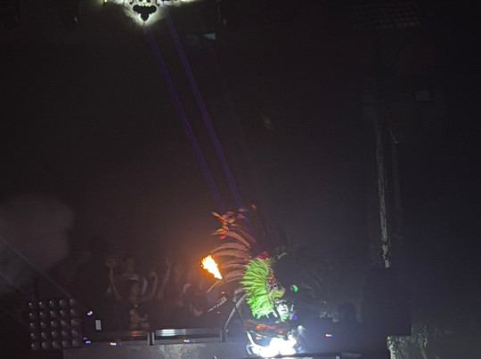 Strana-瓦拉塔港必去景点