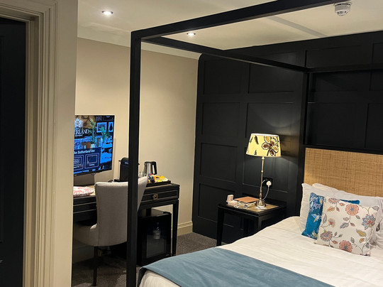 The Sutherland主图