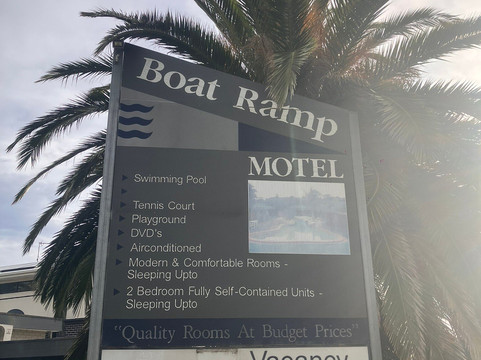 Boat Ramp Motel主图