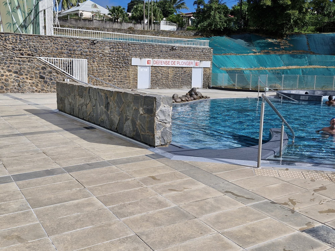 Espace Thermo-ludique René Toribio-Lamentin必去景点